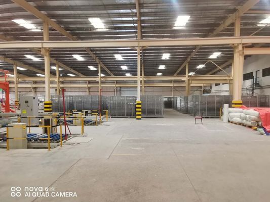 2-20 triệu m2/năm Máy máy bảng MGO hoàn toàn tự động với cách điện âm ≥30dB