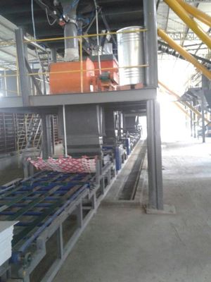 Máy làm tấm tường xi măng sợi thủy lực, tự động hóa cao