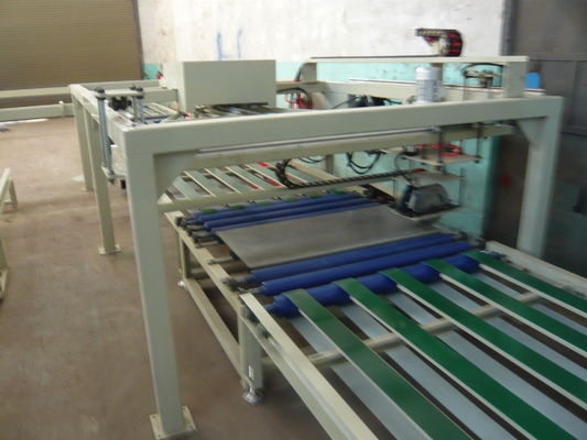 Máy làm cửa công nghệ đùn con lăn đôi, Máy ép tấm magiê oxit