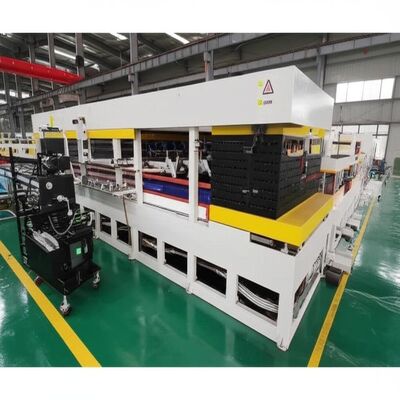 Máy xử lý nhiệt tấm sandwich với lưỡi dao Cr12 cho sản xuất tấm tường phía sau dài 32 mét